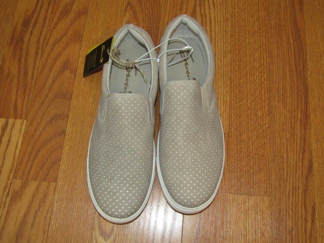 seven7 slip on shoes