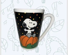 Snoopy Great Pumpkin Coffee Mug Peanuts Worldwide LLC 16 Onz.