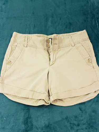 Gap Womens Khaki Beige Chino Shorts 