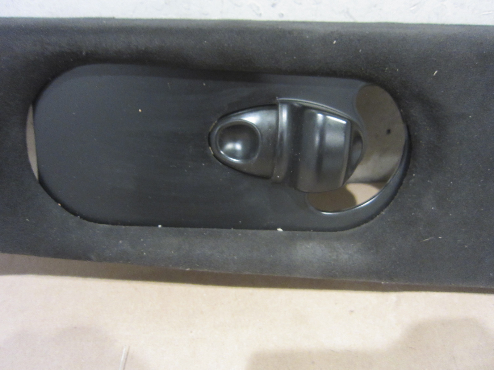 Maserati Quattroporte RH Upper B-Pillar Post Moulding Trim - P/N 66515700