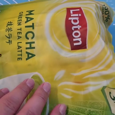 10 X PACKS Lipton Milk Tea 3 in 1 Matcha Green Tea 12s FREE