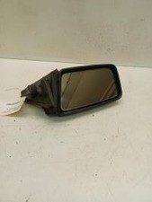 Retroviseur gauche (ou coque) Nissan STANZA