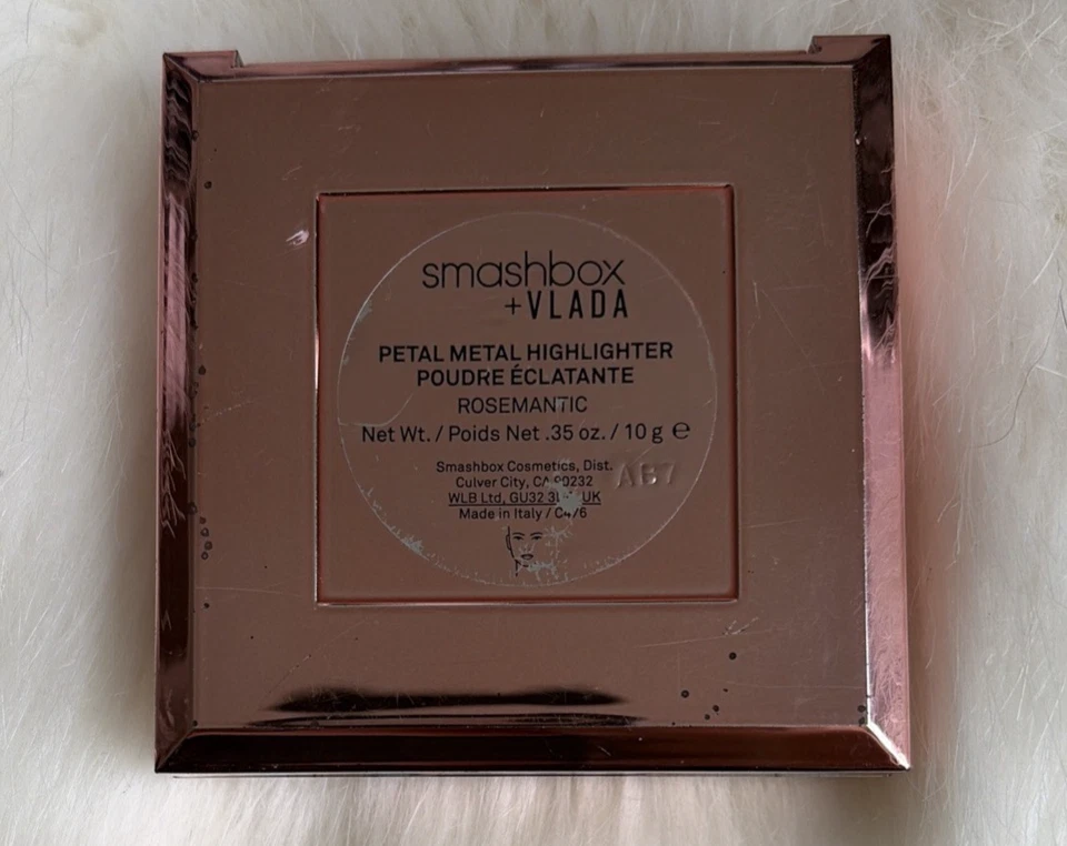 SMASHBOX + VLADA Petal Metal HIGHLIGHTER Powder Compact ROSEMANTIC Rose Pink - Image 3 of 3