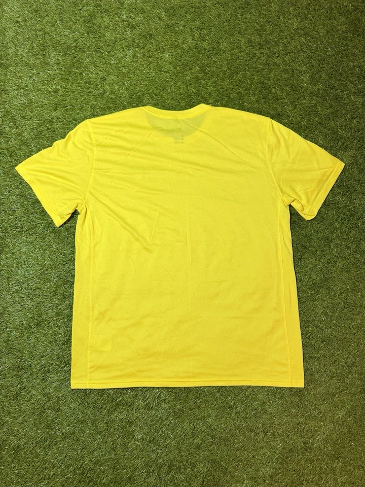 Camisa masculina Nike Oregon Ducks Track And Field Team XL verde amarela - Imagem 3 de 4