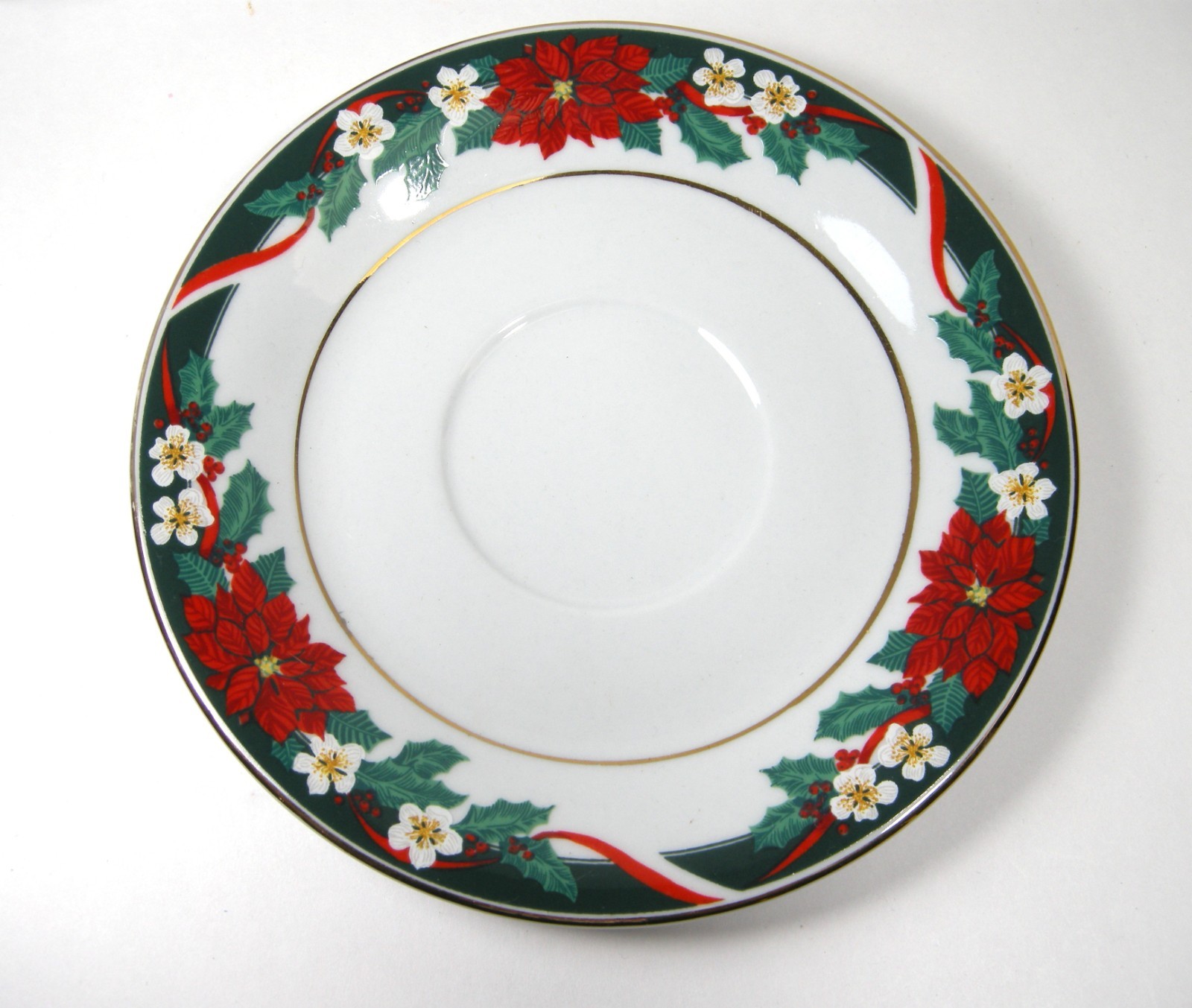 Tienshan Deck the Halls Saucers 6