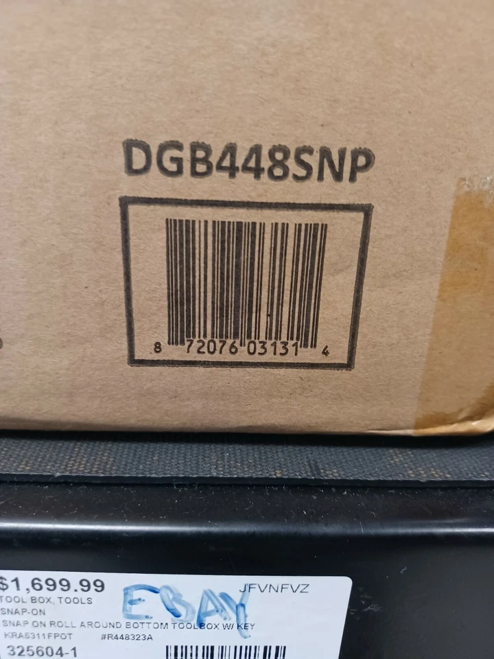 Parrilla de gas propano Dyna-Glo 4 quemadores LP, nueva en caja, c-x Foto 4 de 4