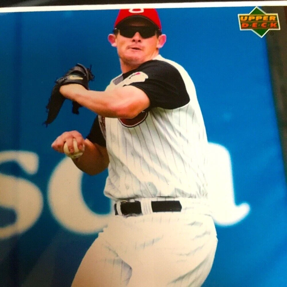 LIMITED EDITION AUSTIN KEARNS SIGNED WALL PICTURE - Image 3 of 4