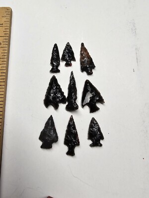 VINTAGE ARROW HEADS COLLECTION OF 9 IN GOOD PRE OWNED CONDITION FROM OREGON P7