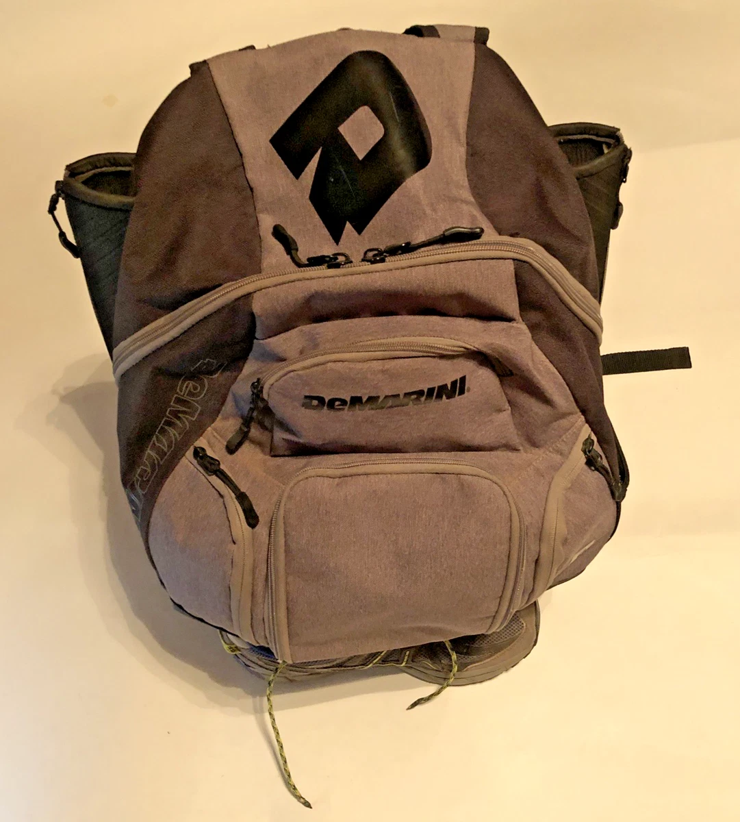 Sac à Dos DeMarini Noir – Rembourré, Pour Batte De Baseball / Softball – Avec Défauts (occasion)