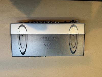 Behringer FBQ800 Compact 9-Band Graphic Equalizer