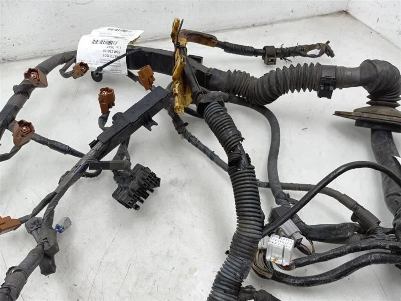 00 01 02 Arnés de cables del motor Toyota 4 RUNNER 82121-3N040 Foto 4 de 4