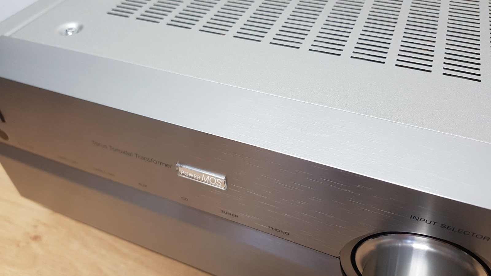 Foto 9 van Sony TA-FB920R QS Silver High-End Integrated Stereo Amplifier + Remote