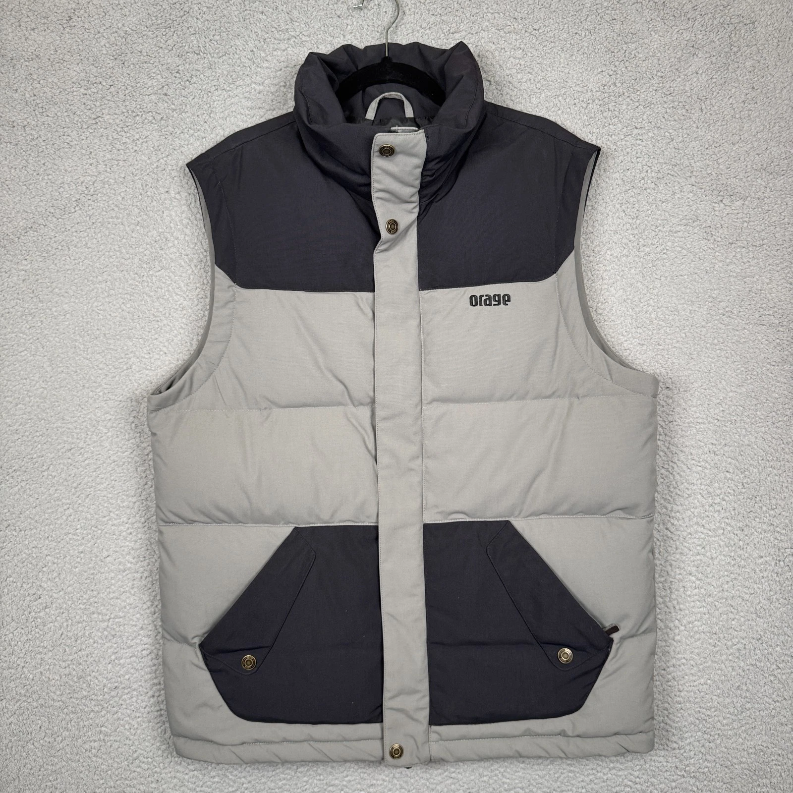 Orage Vest Mens M Gray Black Insulated Quilted Waterproof Outdoor Hiking Camping
Opens in a new wind