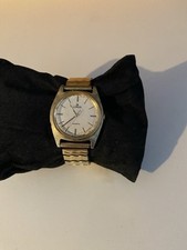 Rare Vintage LORUS Watch - Gold Band Gold Bezel V131 Working Condition New Batt