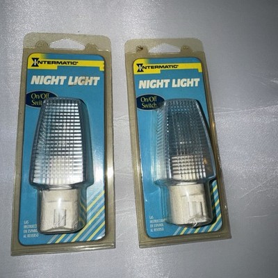 INTERMATIC Automatic Night Light Model GN1SC New Old Stock 1997 Unopened Pair