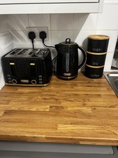 Kitchen And Bathroom Appliances