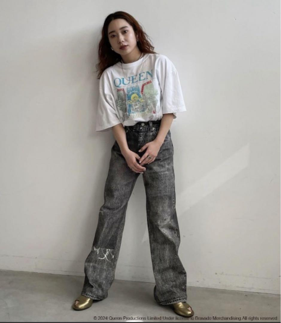 Ameri Vintage Queen Tour 80 White T-Shirt Women's M Graphic Ameri Vintage Queen Tour 80 White T-Shirt Women's M Graphic