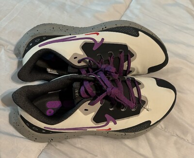 Nike Air Zoom Pegasus 39 Shield Light Bone Vivid Purple Women s Size 7.5 New