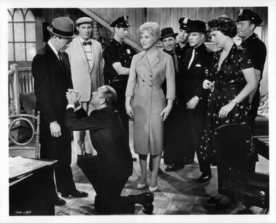 Eddie Foy Jr discovers that crime doesn t pay as he down on his kn- Old Photo 1