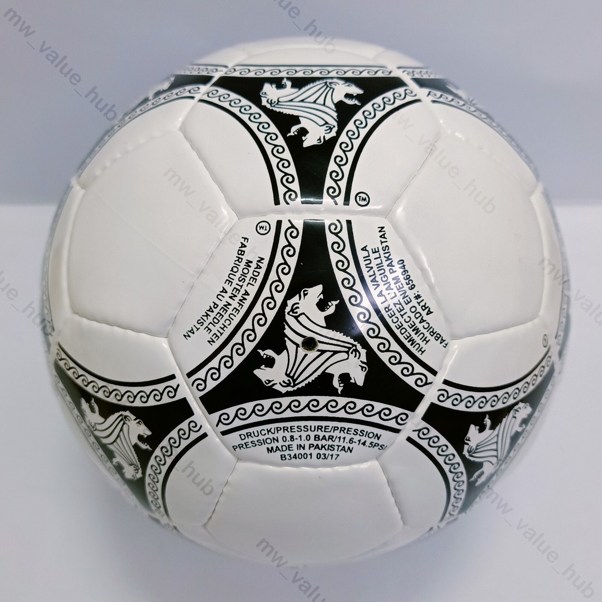 Adidas Etrusco Unico Soccer ball FIFA World Cup 1990 Match ball