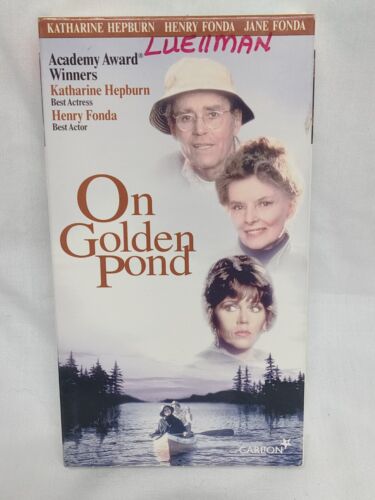 On Golden Pond Starring Katharine Hepburn, Henry Fonda - VHS Tape for VCR - Afbeelding 1 van 6