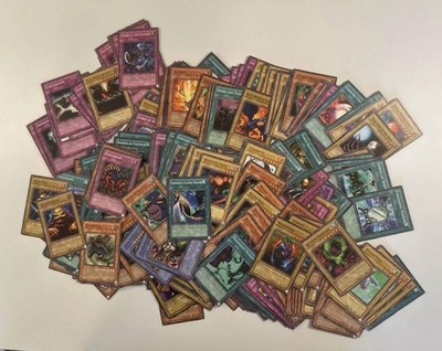 Yu-Gi-Oh! 500+ Card Lot (idk exactly, i m just selling bc my brothers gone)