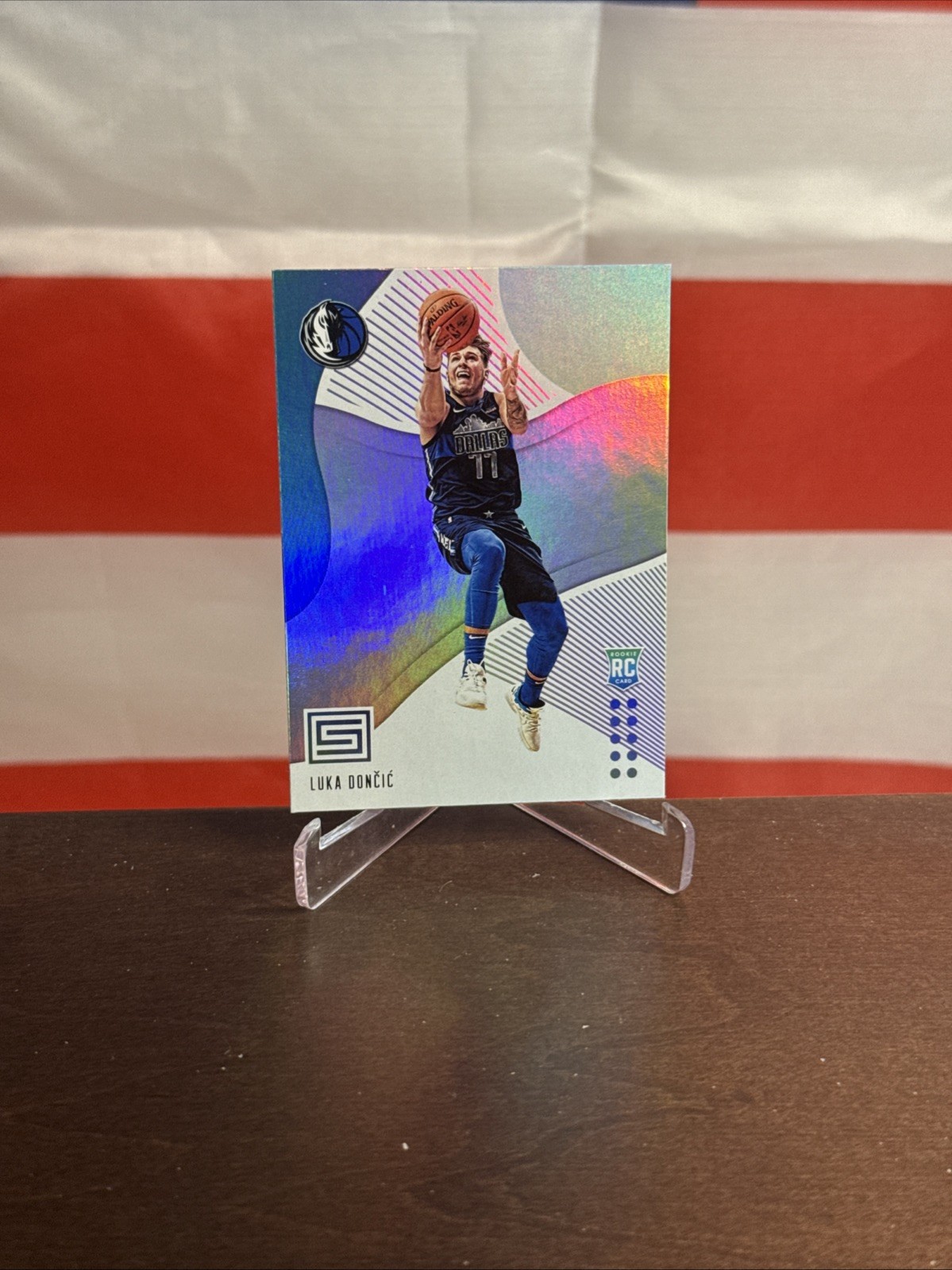 2018-19 Luka Doncic Panini Status #122 Rookie Card RC