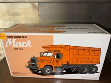 FIRST GEAT 1/34 1960 MODEL B-61 MACK DUMP TRUCK DIECAST WITH BOX 1996 FREE SHIP