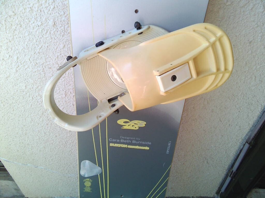 Rare Burton Snowboard Cb140 Super Fly Wood Core / Designed Rare Burton Snowboard Cb140 Super Fly Wood Core / Designed