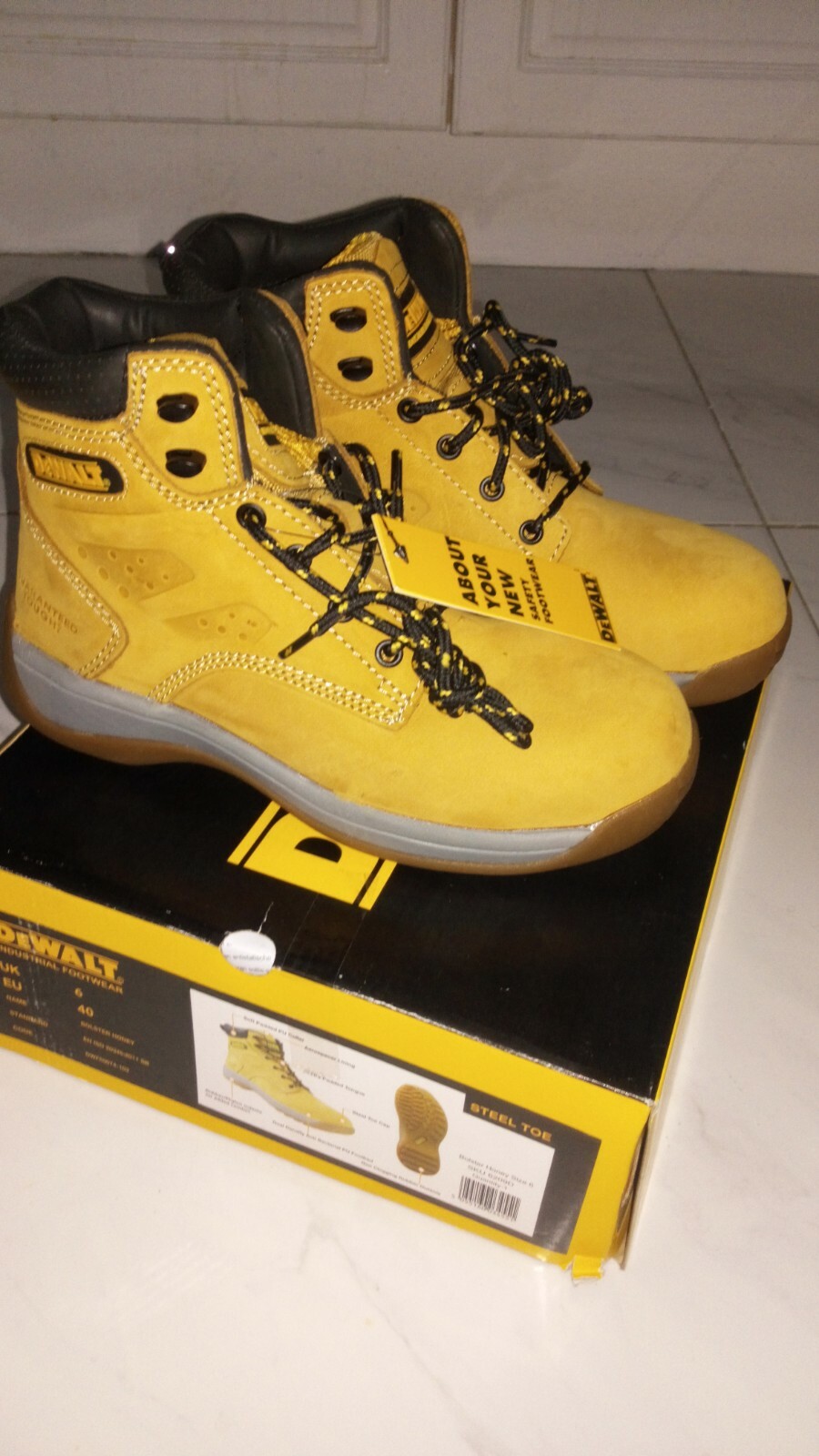 DEWALT BOLSTER SAFETY BOOTS HONEY SIZES 6,4. eBay