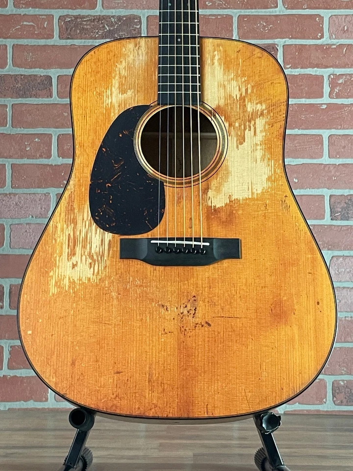 Guitarra acucética para zurdos Martin D-18 StreetLegend Foto 2 de 4