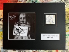 TOYAH -  SIGNED (PAGE CUTTING) +7&rdquo; Replica Sleeve - TOYAH