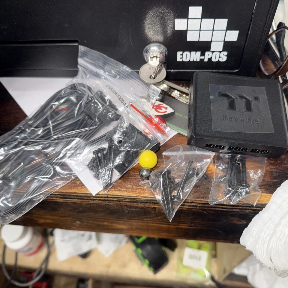 Thermaltake TT Premium Riing Plus 12LED RGB Radiator 3Fan Pack, CL-F053-PL12SW-A - Image 4 of 4