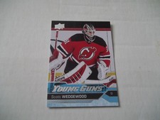 16-17 UD YOUNG GUNS SCOTT WEDGEWOOD #492