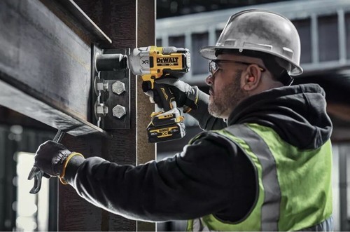 DEWALT DCF961B 20V MAX XR BL 1/2 in. Impact Wrench with Hog Ring (Tool Only) New - Picture 17 of 17