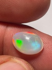 Welo Opal Multicolor 1,1 ct Freiform Äthiopien Hydrophan Vollopal