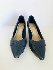 WOMENS CLARKS LINVALE MADIE NAVY LEATHER COMFORTABLE LOW Slip on SHOES Size 8