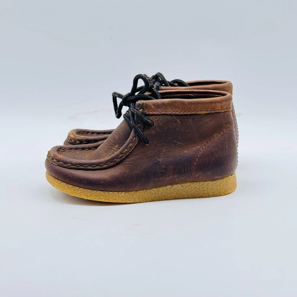 Clarks Boots Boys 7C Brown Leather Desert Crepe Sole Casual Lace Up Shoes NEW - Image 4 of 4