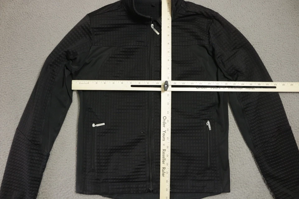 Chaqueta de golf Nike Fit seca para mujer mediana negra forrada con gofres Foto 3 de 4