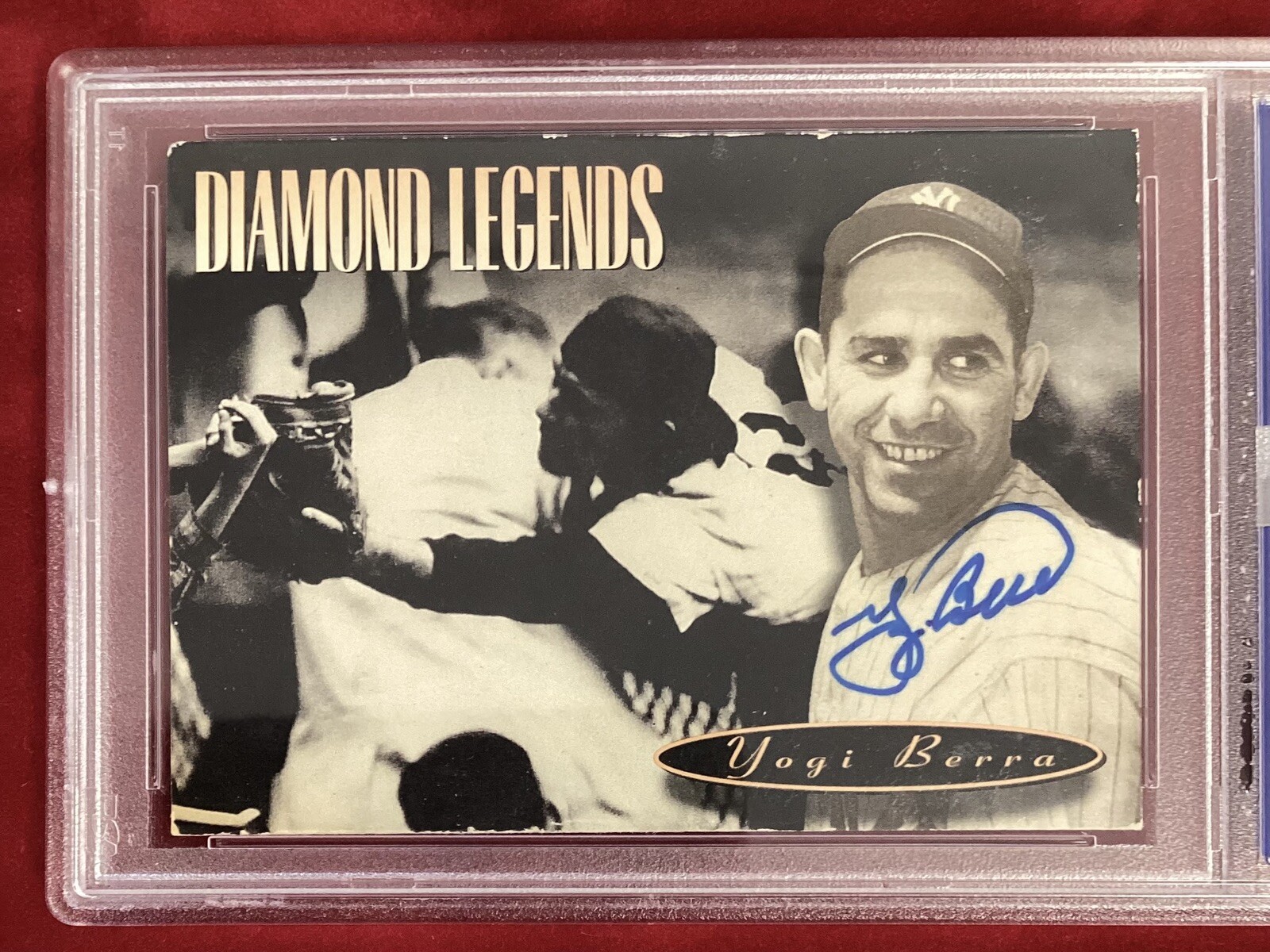 Yogi Berra Signed 1994 Upper Deck #158 Baseball Card READ Autograph PSA/DNA 10#2