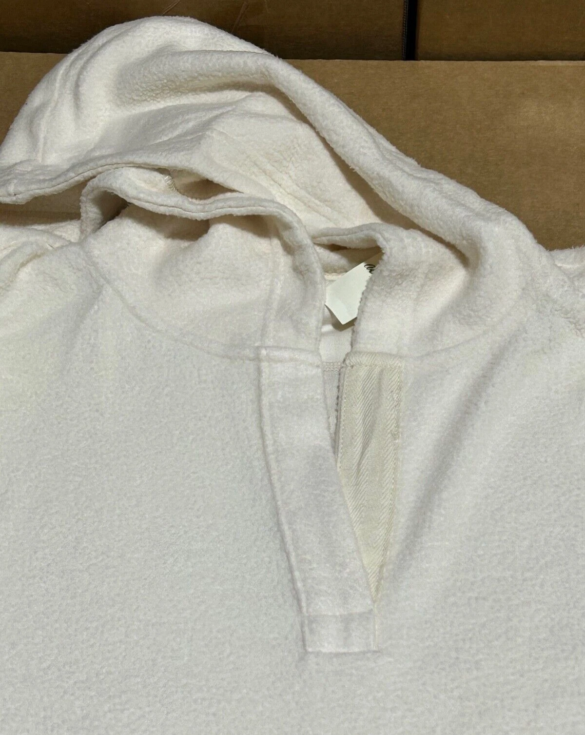 OFF WHITE Pullover in pile con scollo a V panna Aerie bianco e cappuccio nuovo con etichetta M