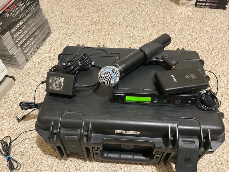 Shure SLX421-Wireless combo-H5 - 518-542 MHz -SM58- CASE -SKB.