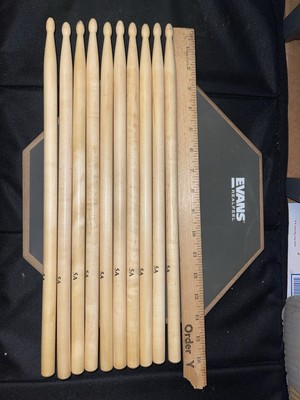 Evans REAL FEEL 12  practice pad + 5 Pair 5A Drum Sticks Excellent Condition Gum