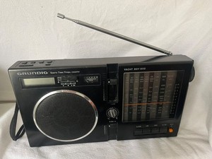 Radio Portable Grundig Yacht Boy 450 YB 450 – En Parfait état De Marche – Occasion