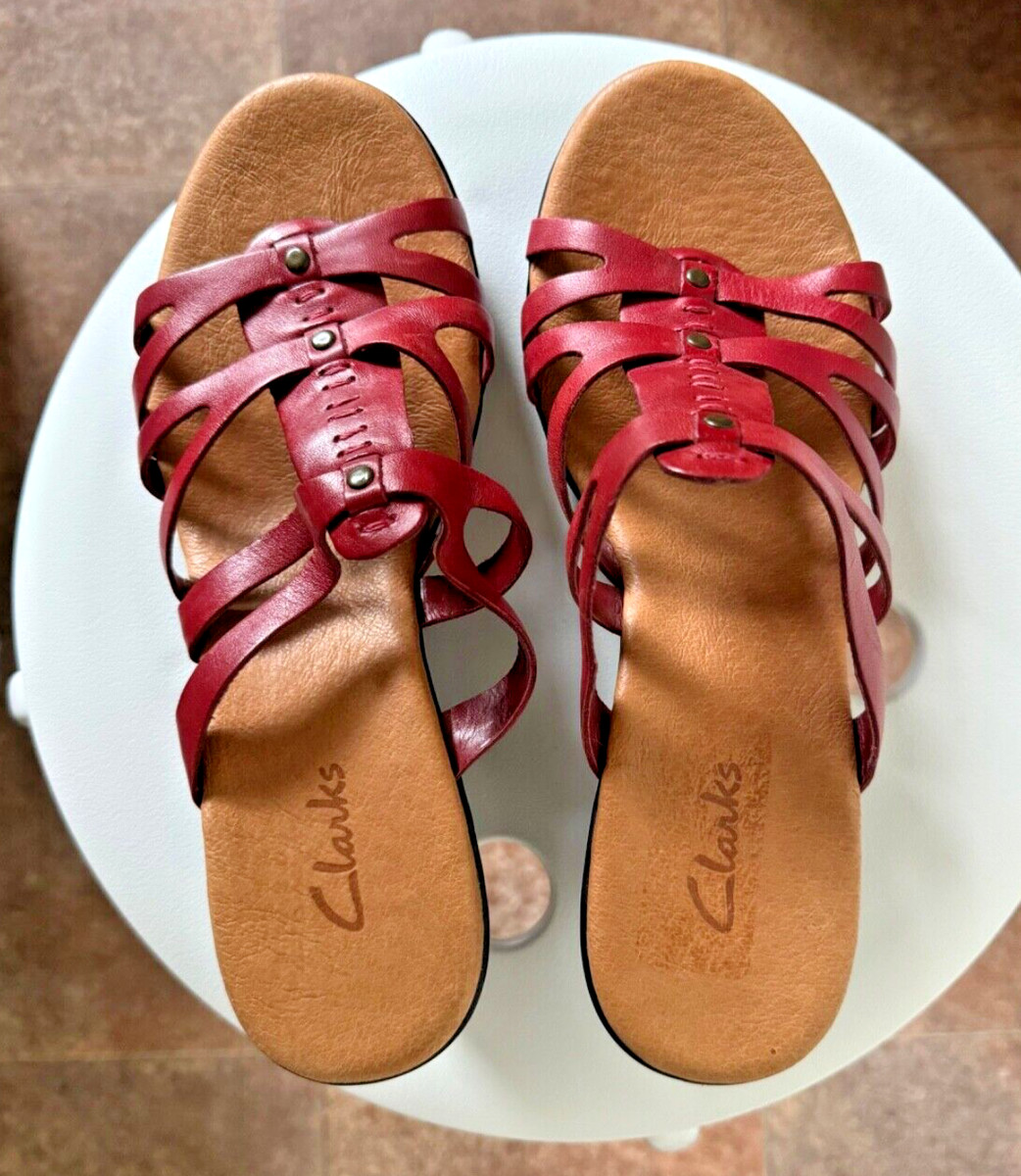 clarks Comfort Red Leather strappy open toes Heels slide tan sole sandal sz 7 M View 4