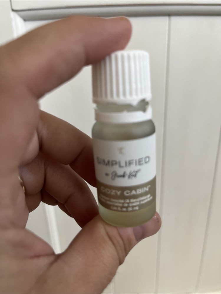 Young Living Simplified Essential Oil Cozy Cabin 10ml Holiday Limited Edition