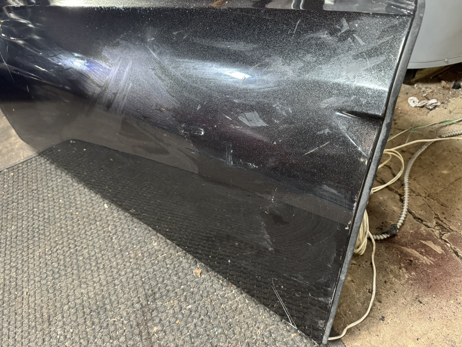 2017 2018 2019 Aston Martin Db11 coupe right Door Shell Only