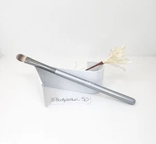 NEW It Cosmetics AIRBRUSH ESSENTIAL CONCEALER  Brush By Jamie Kern  #144 READ ♡ 