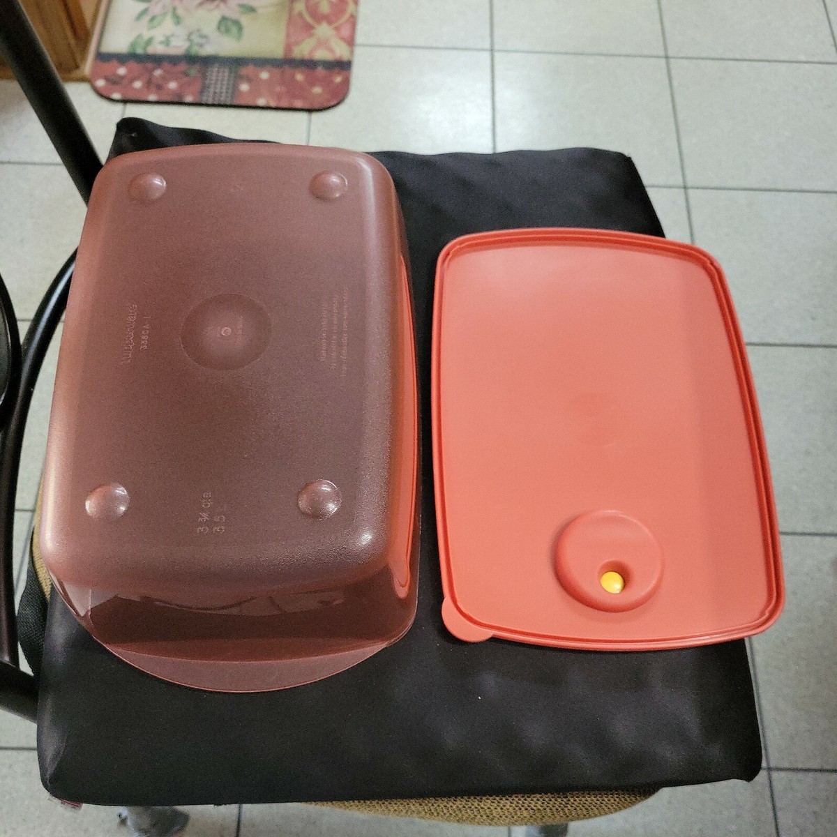 Tupperware 食品保存容器 13点セット VINTAGE TUPPERWARE 3380A Rock n Serve Large 3-3/4 Qt Deep Dish