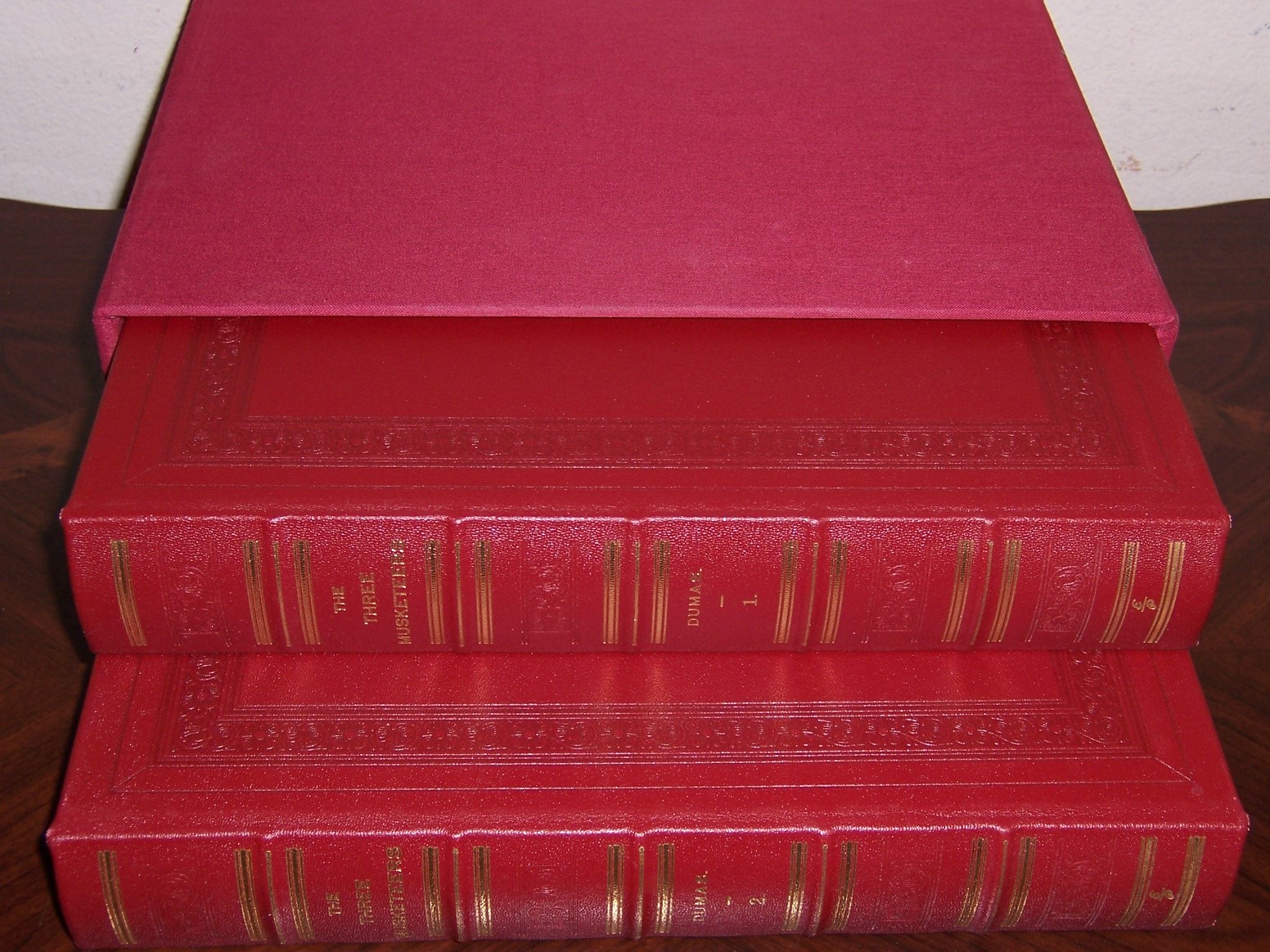 Picture 1 of 5